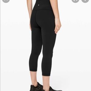 Lululemon Wunder Under Crop